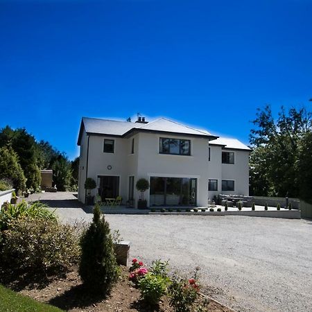 Inch View Lodge Milltown  エクステリア 写真